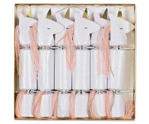 Bring your party favors crackers decor to the restaurant!